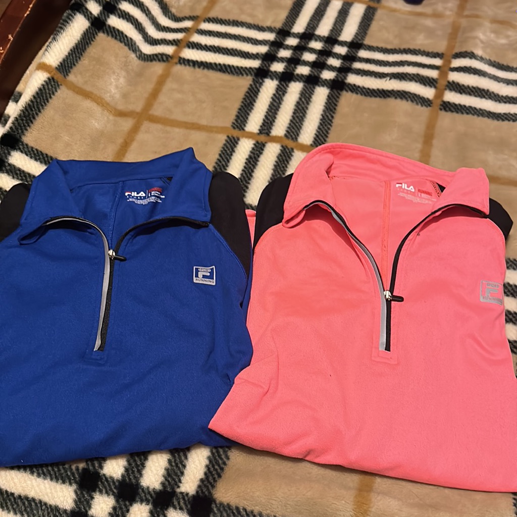 Fila Bundle Two Tops Euc